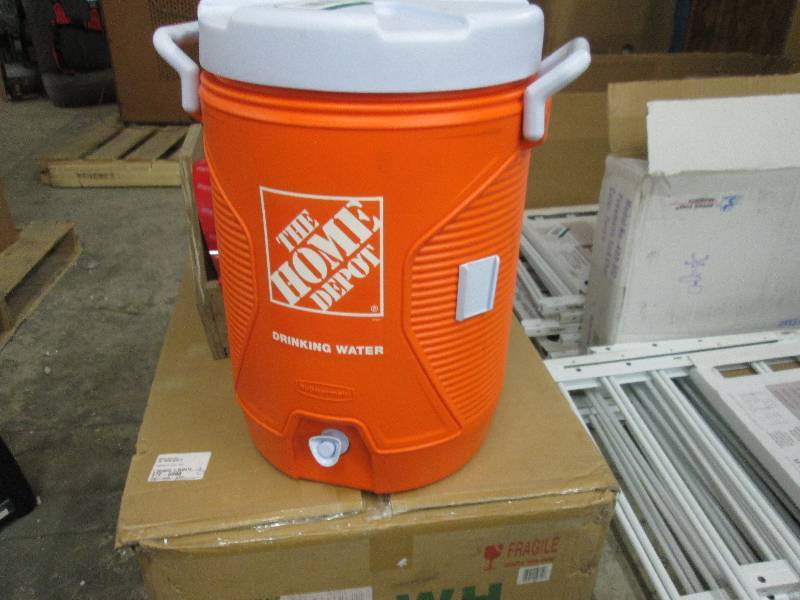 lot 29 image: 5 Gallon Water Cooler -small dent i...