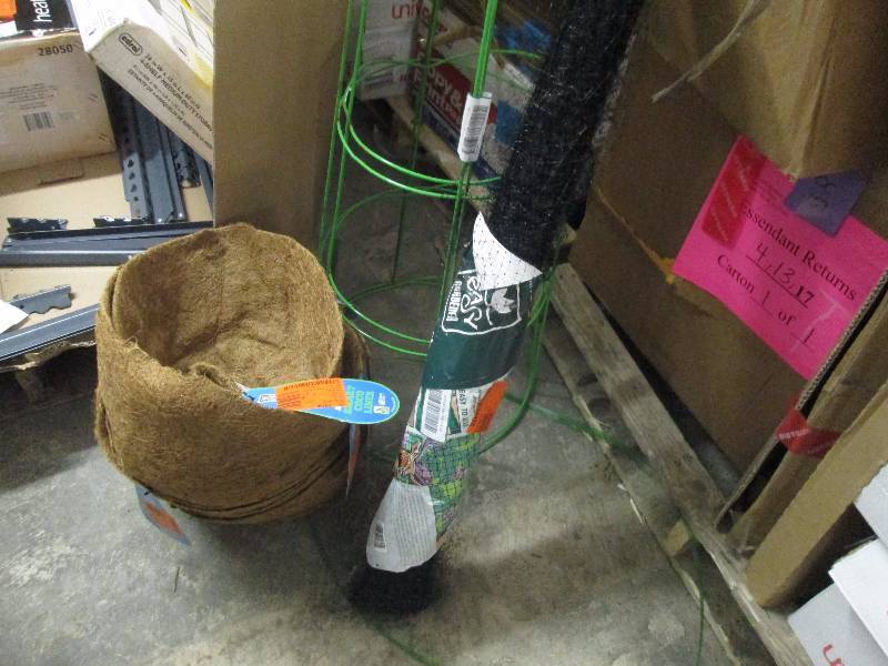 lot 82 image: Lot of 7 Pride Garden Products Aqua...