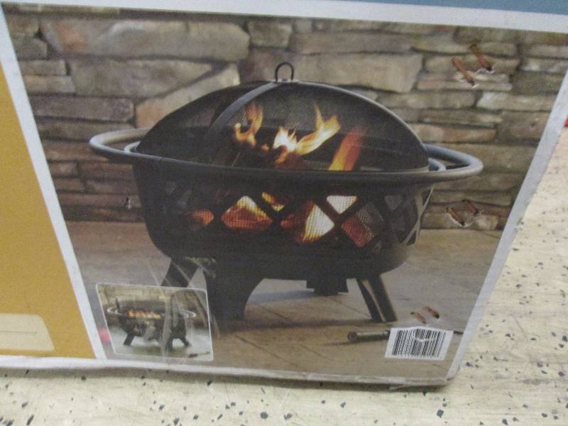 lot 104 image: Hampton Bay Crossfire 29.50 in. Ste...