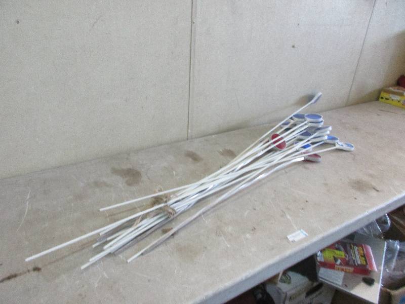 Driveway markers