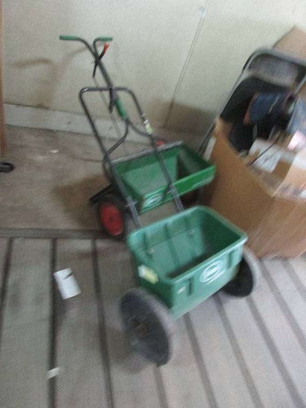 Drop spreaders
