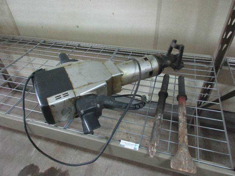 Jackhammer and bits