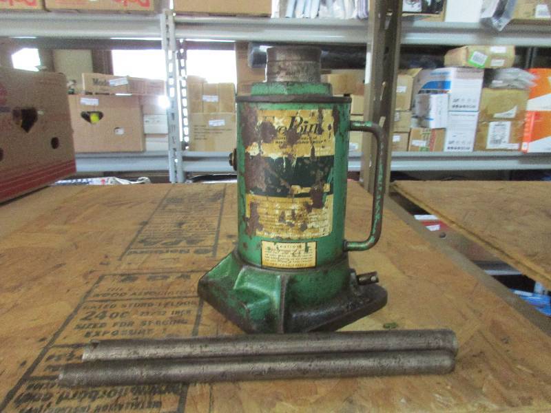 Bottle jack