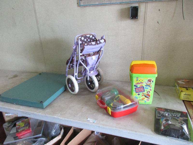 Toys and maps