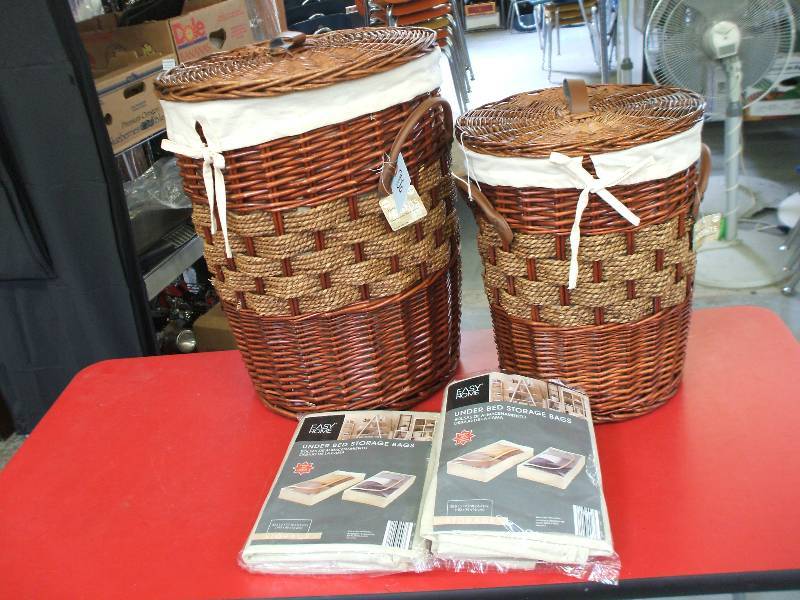 BASKET HAMPERS AND UNDERBED STORAGE BAGS