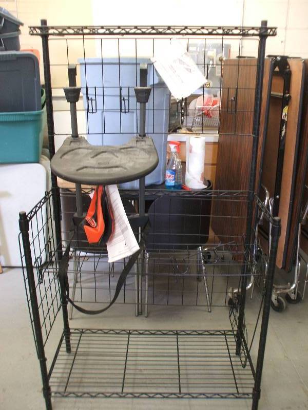 SPORTING GOODS STORAGE AND SPEED BAG