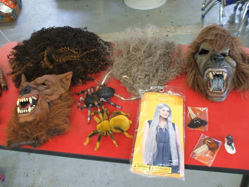 HALLOWEEN MASKS, WIGS, ACCESSORIES