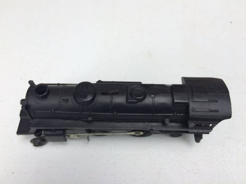 lot 78 image: Vintage Collectible Lionel Train Engine Excellent Condition