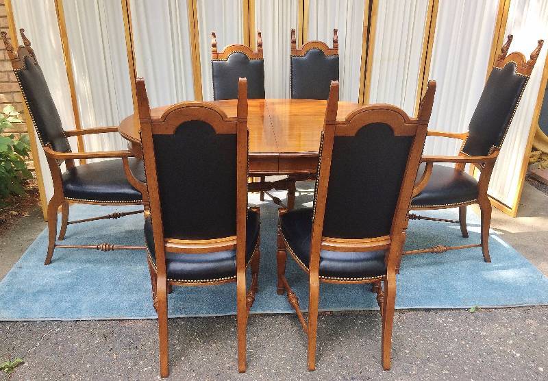 lot 84 image: High End & Quality Craftsmanship Made By Morganton Manufacturing Spectacular Vintage Mid Century Walnut Dining Table & 6 Outstanding Carved Wood Black Leather Brass Studded Chairs - Excellent & I WANT THIS