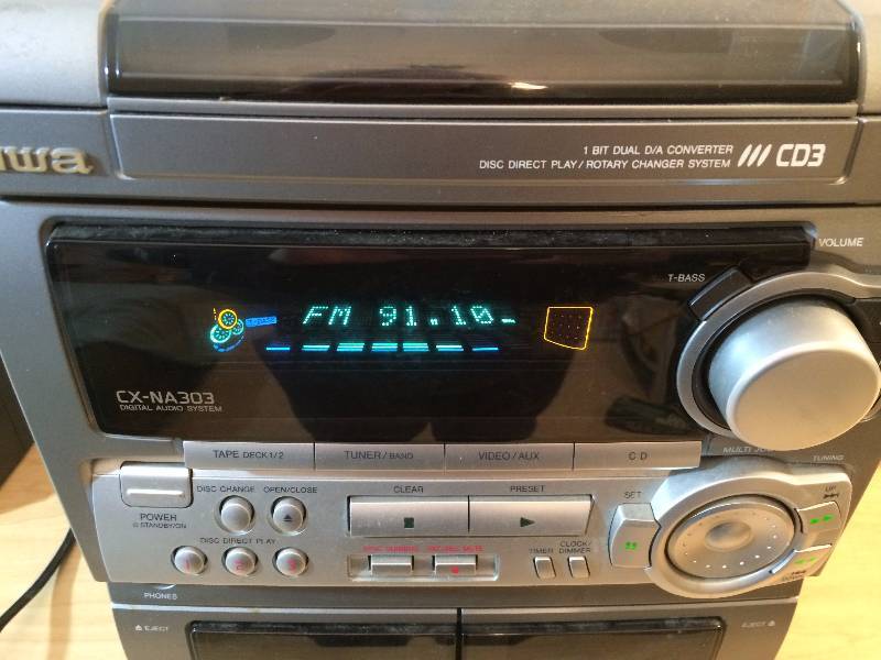 lot 75 image: Aiwa CX-NA303 Digital Audio Stereo System - Excellent Condition With Remote - See Youtube for how great it works