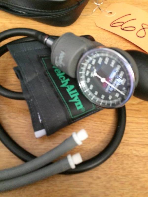 lot 24 image: Wow Stethoscopes Welch Allyn - Excellent Condition