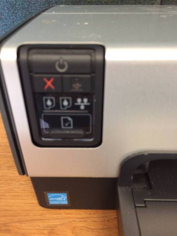 lot 26 image: Retails Used $200 HP Deskjet 6940 Color Printer - Excellent Condition