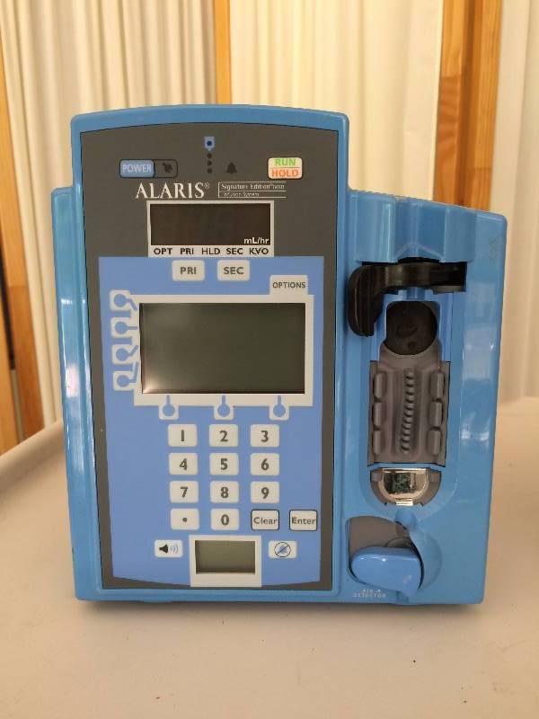 lot 42 image: Alaris IVAC CareFusion 7130 Signature IPX1 Infusion System Pump  Alaris Signature Edition Gold Infusion System IVAC 7130E - Super Working Condition