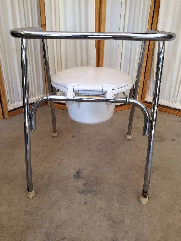 lot 50 image: Stationary Commode Chair - Home Care Patient Use Bedside - Excellent, Clean Condition