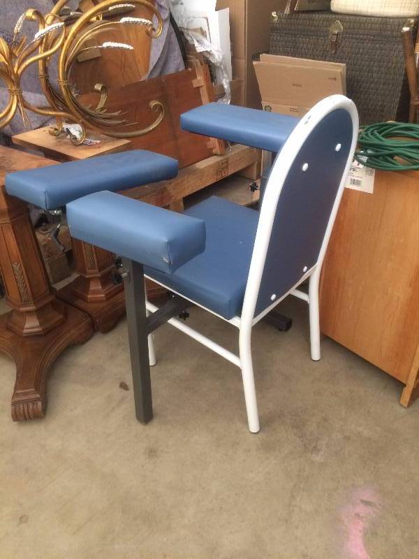 lot 91 image: Retails New $600 Phlebotomy Seat Padded Blood Drawing Donor Chair - Many Uses Including Manicures Tattoo Ink & Henna Artists Couple Dings At The Top Otherwise Excellent