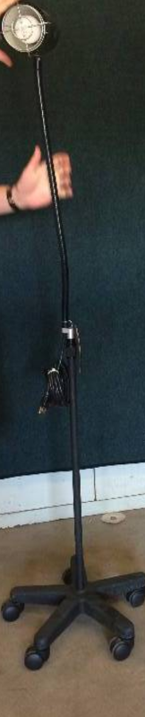 lot 94 image: Medical Exam Light - Ritter 157 Mobile Medical Halogen Flexible Head Exam Light  - Great Condition