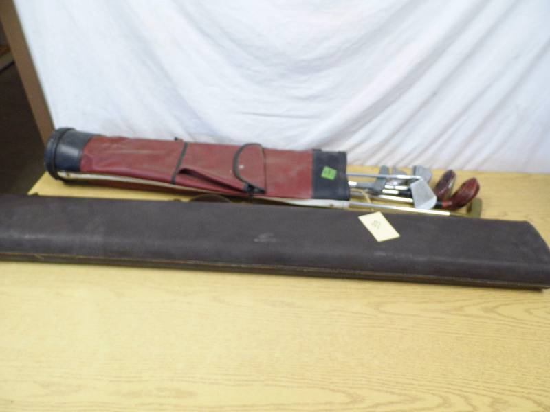lot 33 image: Golf Clubs