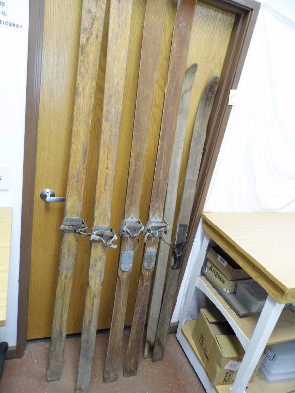 lot 37 image: Antique Wood Skis