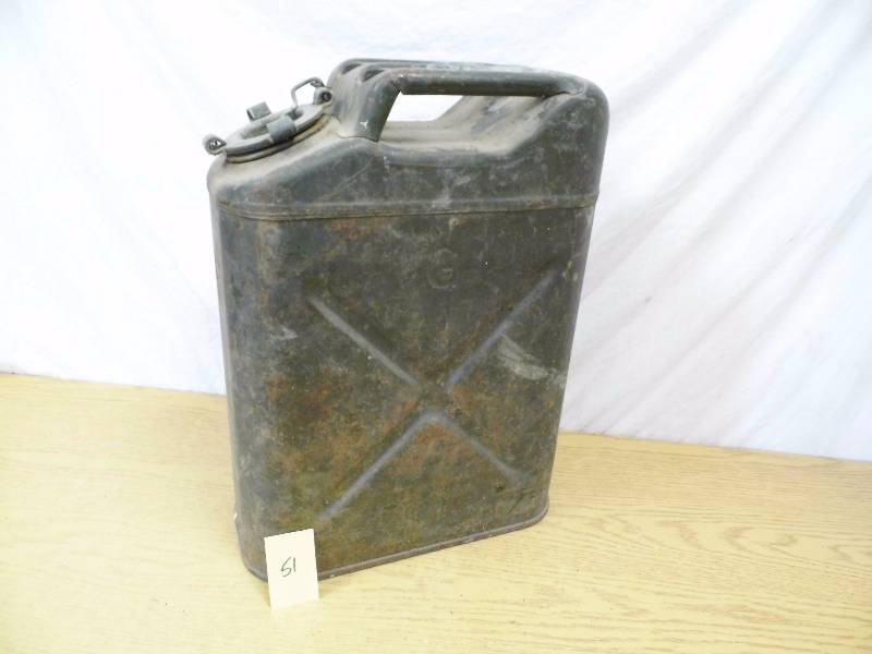 lot 51 image: Metal Can