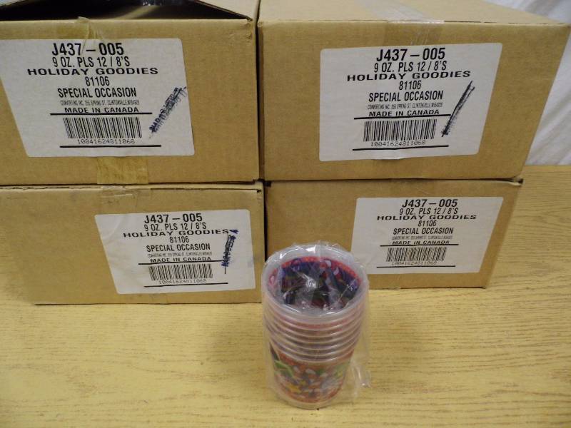 lot 54 image: Lot of 4 Cases Christmas Glasses
