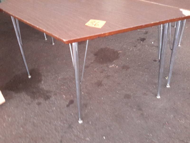 5 Corner Type tables.. Simulated wood tops (one with chip)