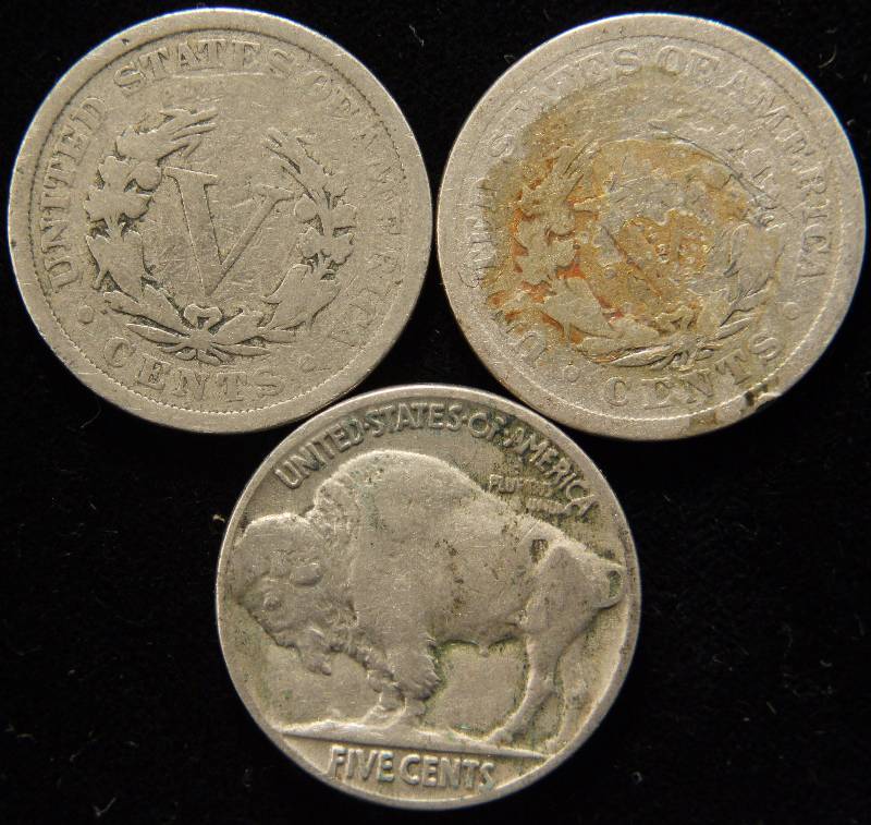 lot 05 image: GROUP OF 3 NICKELS 1 BUFFALO & 2 LIBERTY V