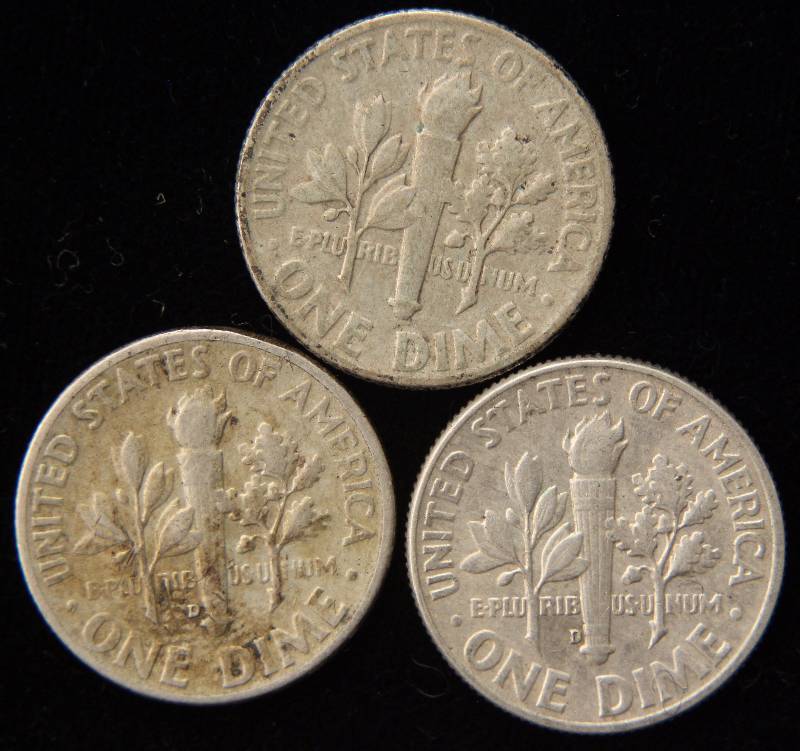 lot 18 image: GROUP OF 3 SILVER ROOSEVELT DIMES 1946D, 1958P & 1964D