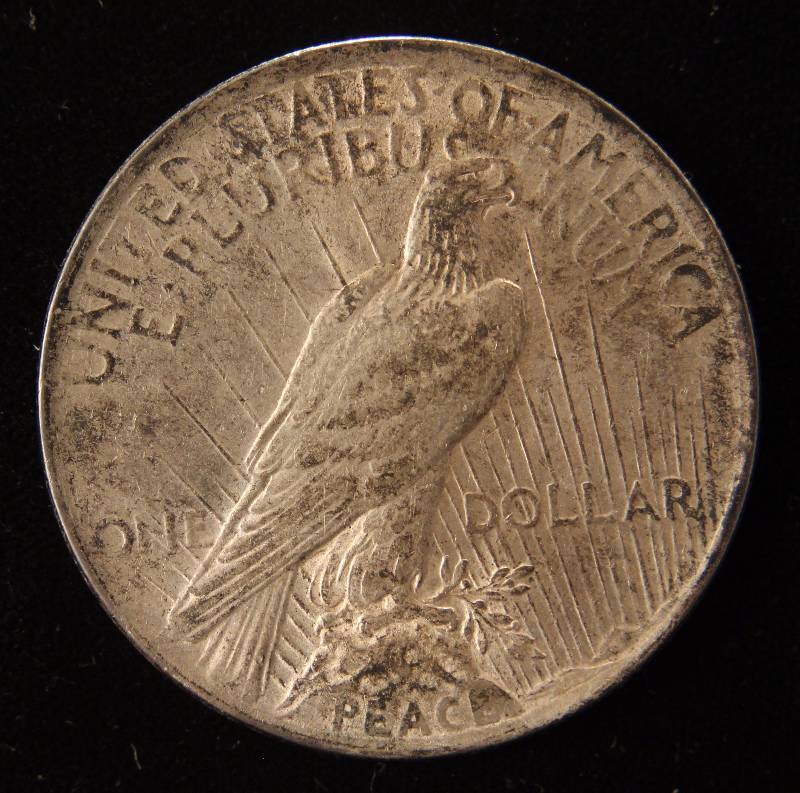 lot 63 image: 1922 PEACE SILVER DOLLAR XF