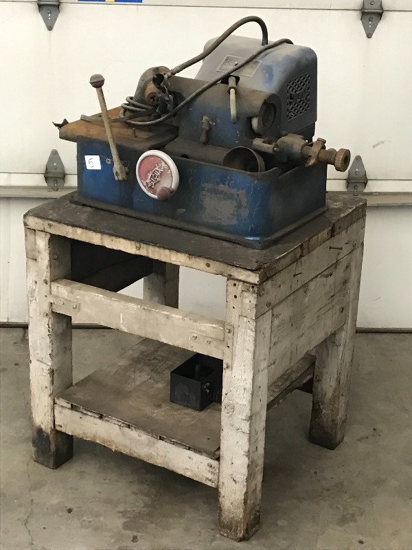 lot 5 image: Sioux Commercial Valve Grinder, 115...