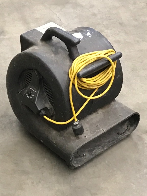 lot 45 image: Commercial 3-Speed Air Mover, Works...