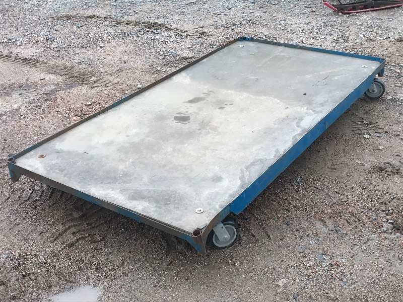 lot 28 image: 4x8 Heavy Duty Rolling Cart With ...