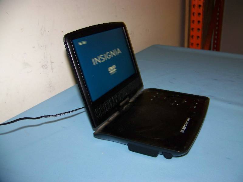 lot 66 image: Insignia, 9, Portable DVD Player