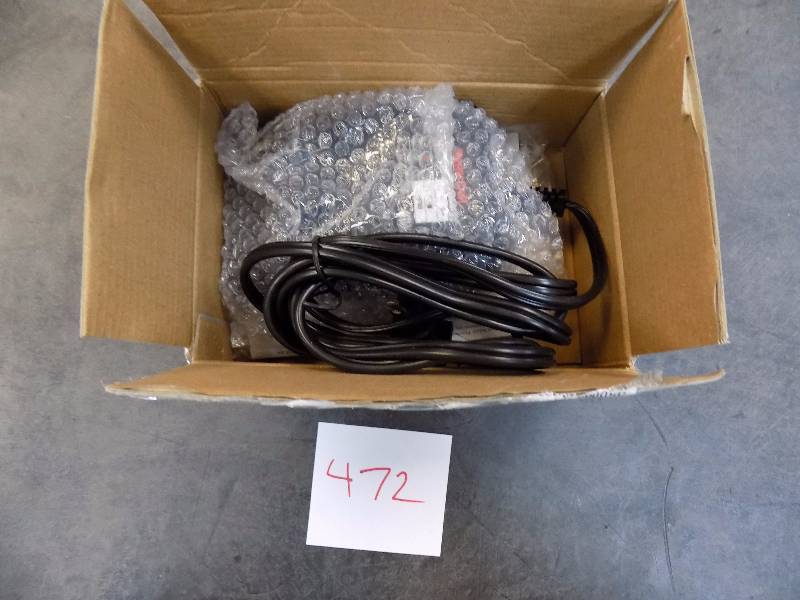 lot 472 image: Master Craft 20-Volt Li-ion Quick Charger for Hand Tools