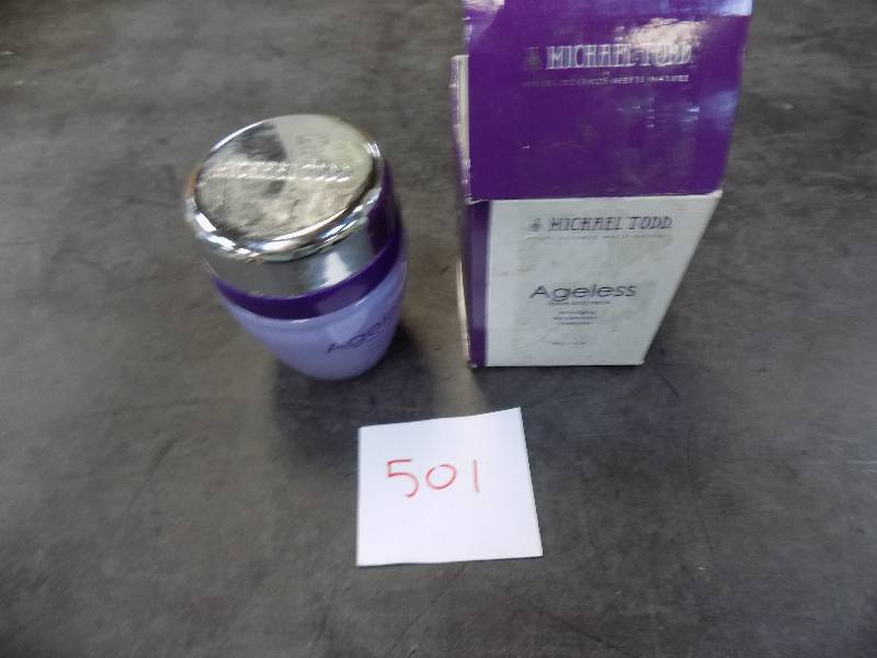 lot 501 image: Michael Todd Beauty Ageless Face and Neck