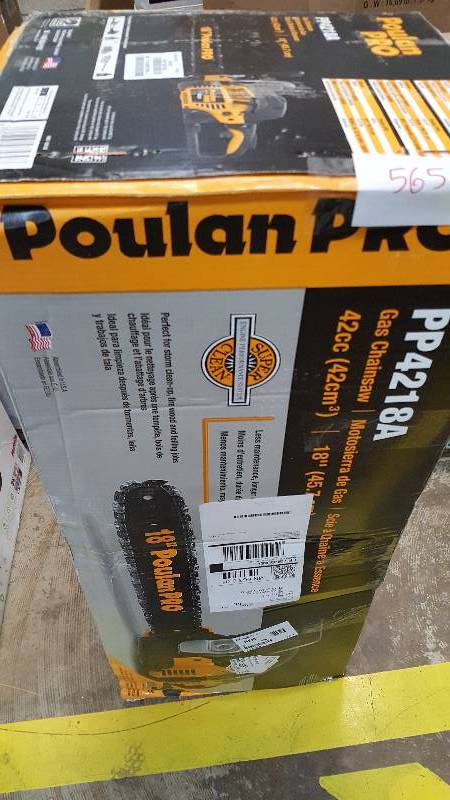 lot 565 image: Poulan Pro 18 Gas Chainsaw with Case