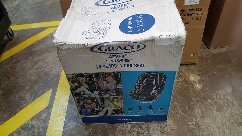 lot 573 image: Graco 4Ever All-in-1 Convertible Car Seat Black