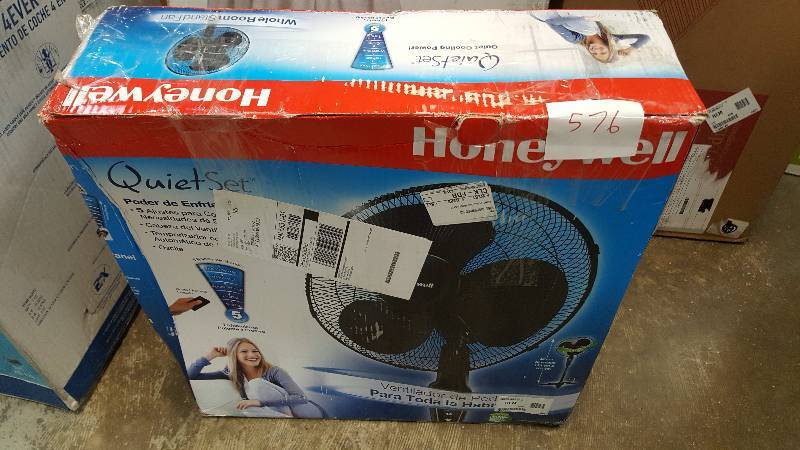 lot 576 image: Honeywell QuietSet 16 in. Stand Fan Black