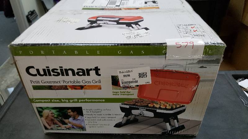 lot 579 image: Cuisinart Petit Gourmet Tabletop Gas Grill