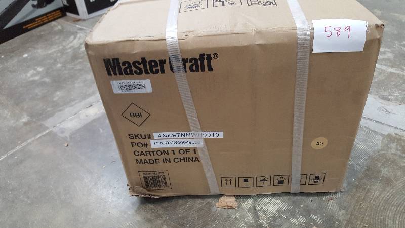 lot 589 image: Master Craft 5000 BTU Mechanical Window Air Conditioner - White