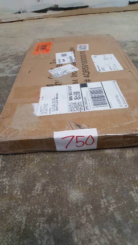 lot 750 image: Chefs Mark Reversible Cast Iron GrillGriddle