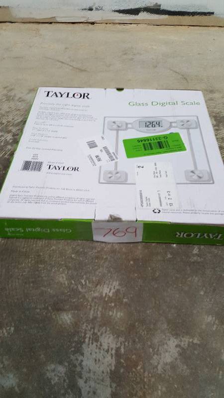 lot 769 image: Taylor Digital Glass Scale