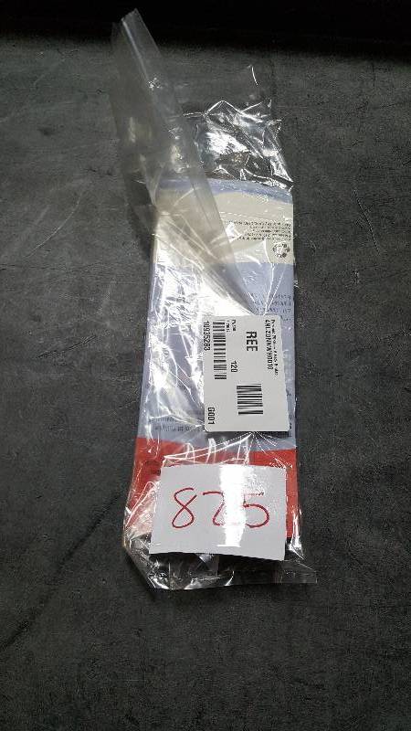 lot 825 image: Pursonic 8-Pack Replacement Brush Heads for Philips Sonicare PSRB8 White