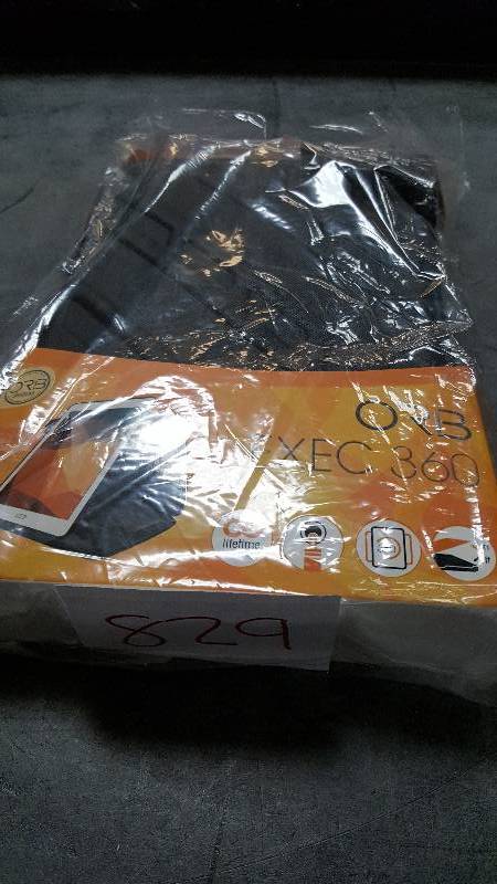 lot 829 image: roocase Orb Exec Case for Universal 7 to 8.4 Tablets Black
