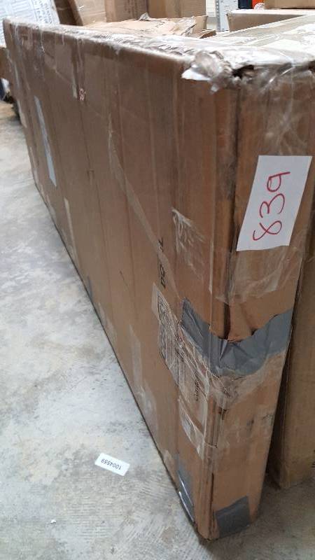 lot 839 image: Cosco 3-Step Ladder