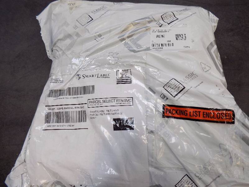 lot 398 image: Classic Accessories Ravenna BBQ Grill Cover - Extra Large, Black