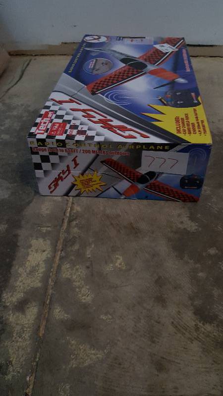 lot 777 image: Golden Bright Sky 1 Remote-Controlled Plane - Red