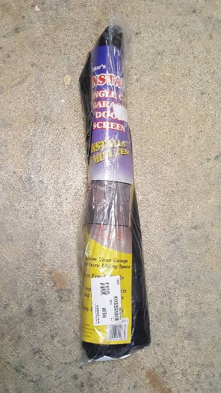 lot 395 image: Single Garage Door Screen