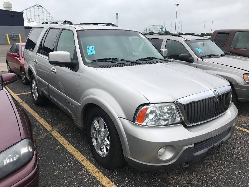 2003 Lincoln Navigator Luxury