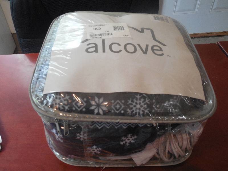 alcove Microplush Heated Throw -Blue