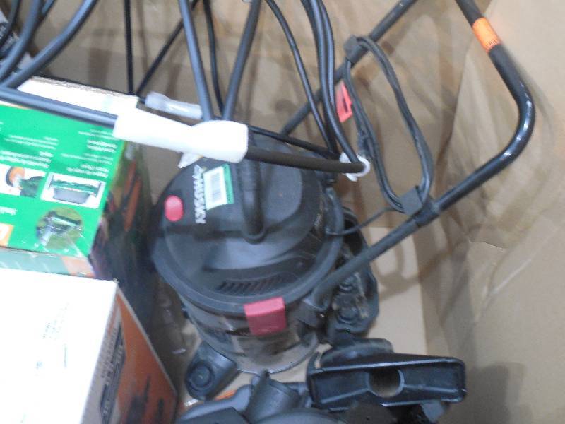 PALLET LOT OF ITEMS FOR PARTS OR REPAIR